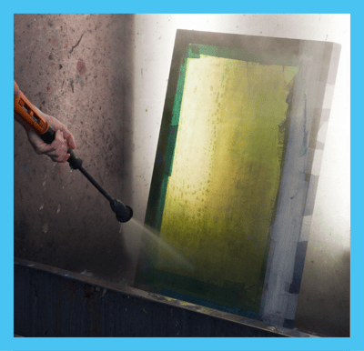 Pressure washing screen